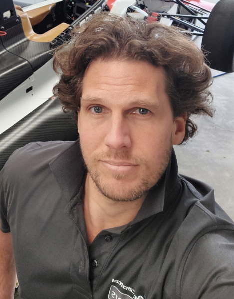 Ambition GP Formula 4 Racing Team – Race Engineer – Carl Schulte Ambition GP Formula 4 Racing Race Engineer - Carl Schulte
